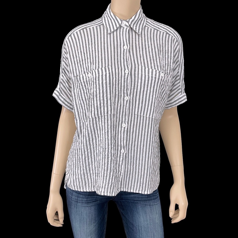 Max Studio Shirt Women Small Black White Short Sleeve Button Down Stripe Collar